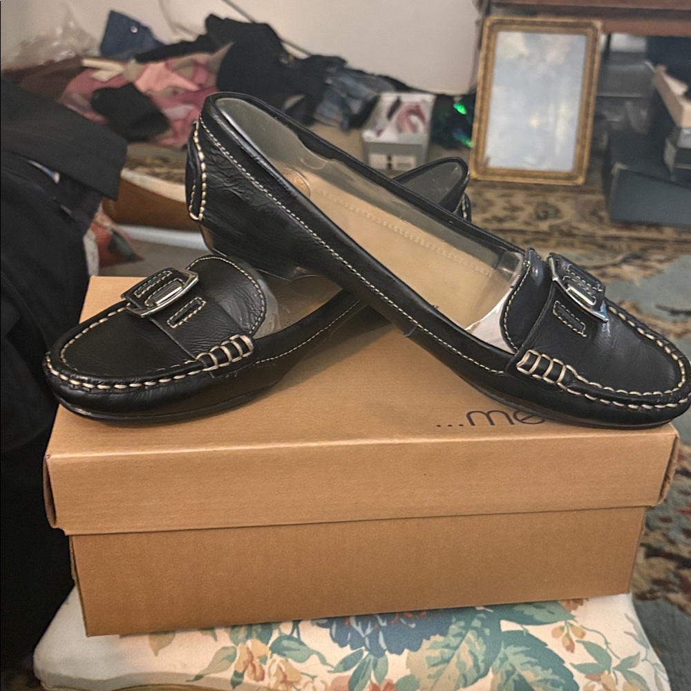 Naturalizer Heaven Women's Black Patent Leather Loafer Flats size 9.5 - Picture 4 of 5